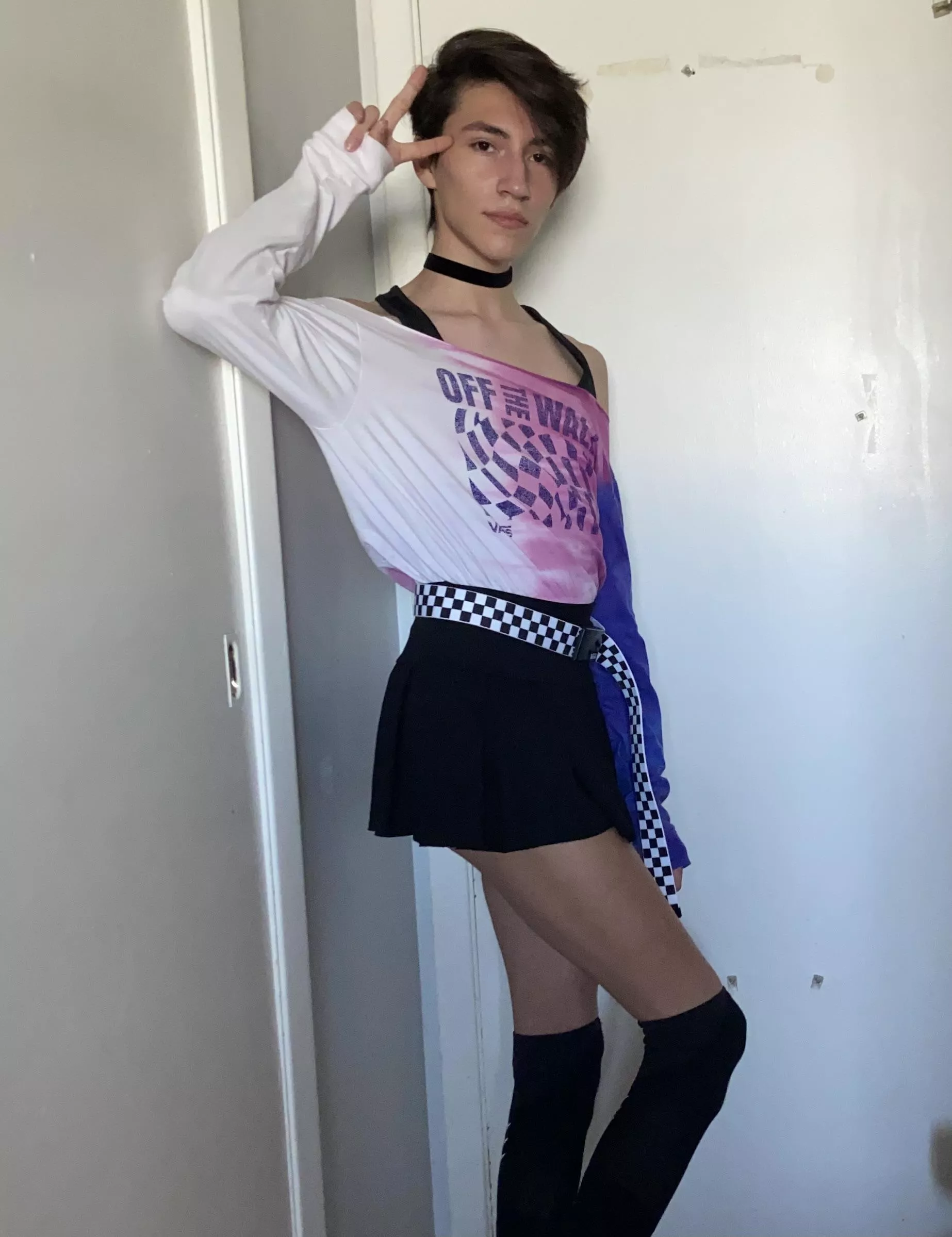 first post here without a mask, hopefully I don’t look too ugly 👉👈 first post here without a mask, hopefully I don’t look too ugly 👉👈