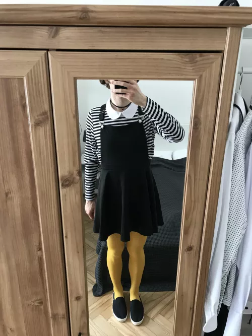 First post here - yellow something. First post here - yellow something.