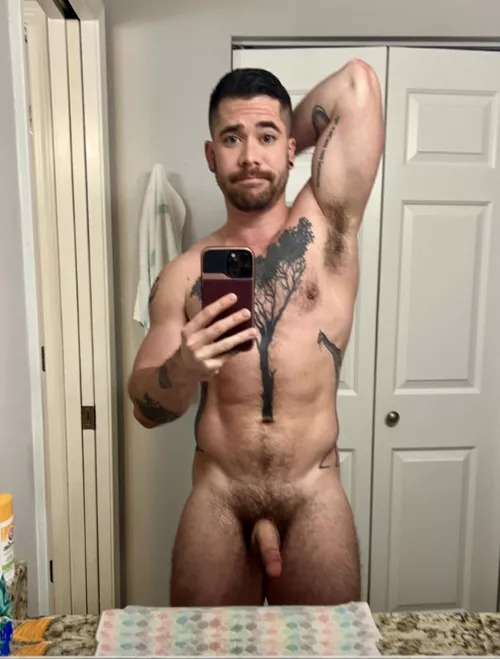 First selfie of 31. Happy birthday to me!