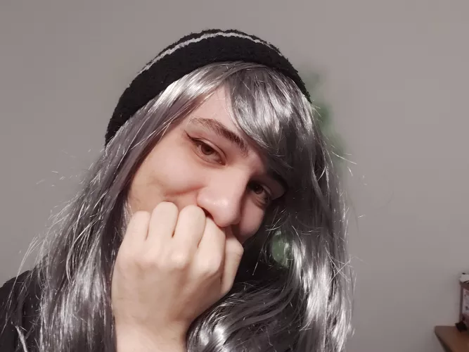 First time I did my own eyeliner! How did I do? π³ First time I did my own eyeliner! How did I do? π³