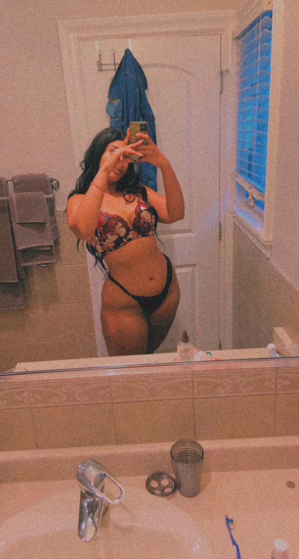 First time posting here :) (F) First time posting here :) (F)