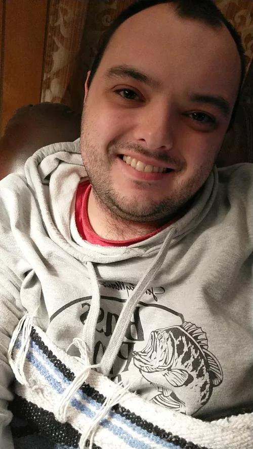 First time posting here! Hope everyone is having a wonderful Sunday. ❤️ DMs always open for genuine friends.