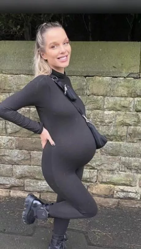 First time posting here! How do I look? First time posting here! How do I look?