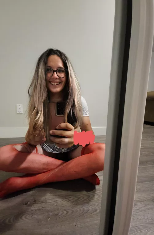 First time posting 🥺 I felt cute. I also blocked out my tattoos just for my own good First time posting 🥺 I felt cute. I also blocked out my tattoos just for my own good