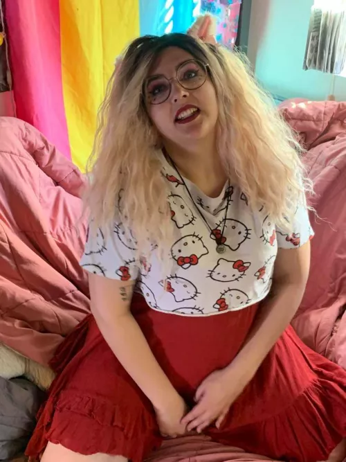 First Time posting in this group. Feeling cute today. 🥰