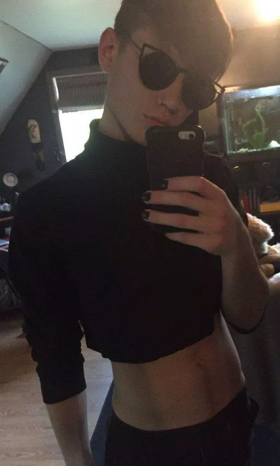 First time posting my face, hope you guys like it 👉👈