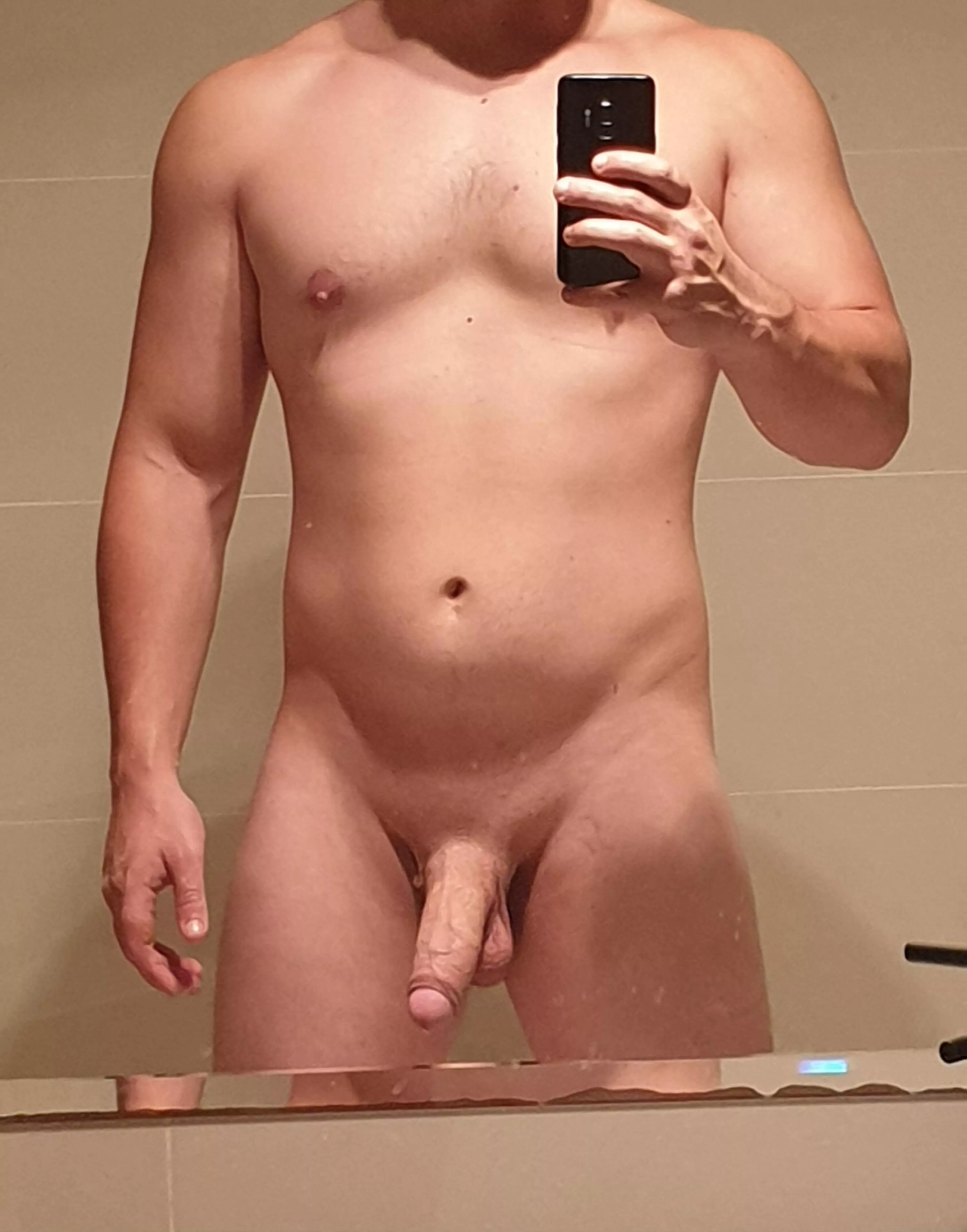 First time posting my full body, I would love to hear from the ladies here First time posting my full body, I would love to hear from the ladies here