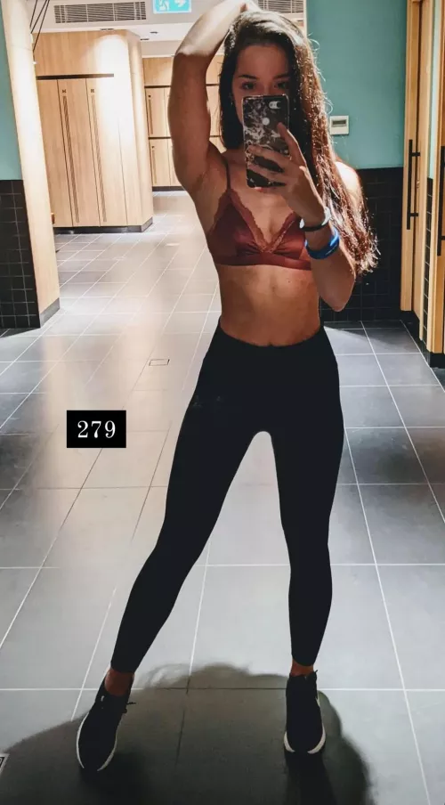 Fit cabin crew girl IRTR