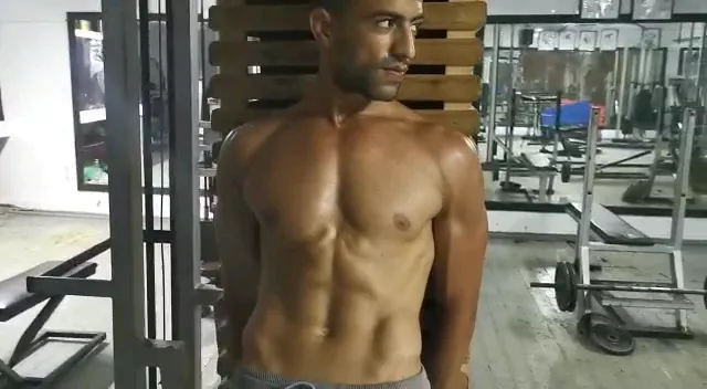 Fit youngman looking for fit women for a workout collaboration!! Where are you sexy ladies??🔥💯