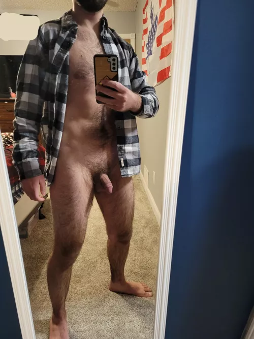 Flannels and fur keep me warm when it gets below zero out๐ฅถ
