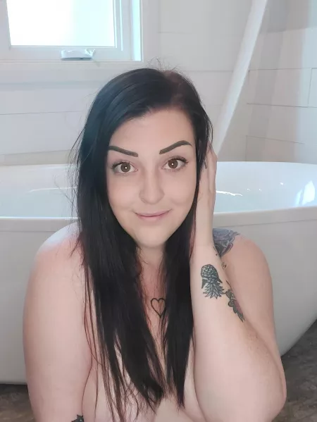 FLASH SALE 60% off for the first month! 🌿CUSTOMS, DAILY PHOTOS, KINK FRIENDLY AND MORE🌿 link in my profile and comments!