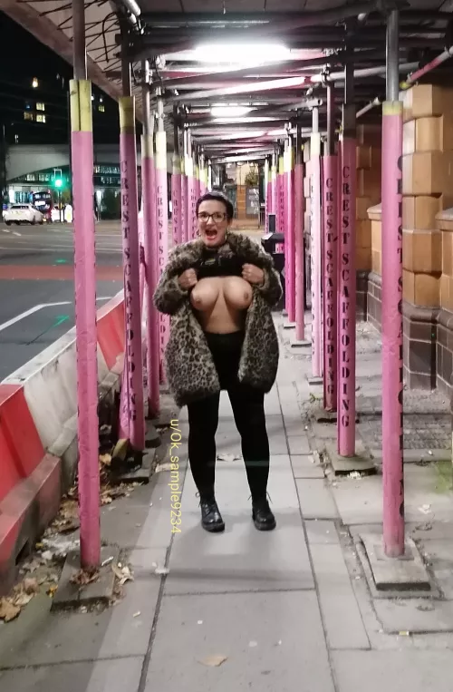 Flashing cougar in the city centre ๐ฅฐ๐