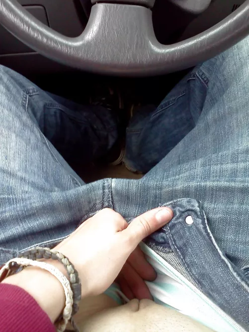 Flashing her Tight Little Shaved Pussy in Car Flashing her Tight Little Shaved Pussy in Car