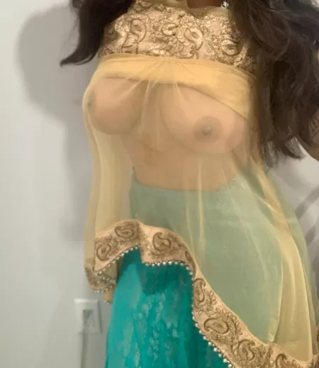 Flashing my tits in my sexy Indian outfit is WAY more fun than when I wear regular clothes π