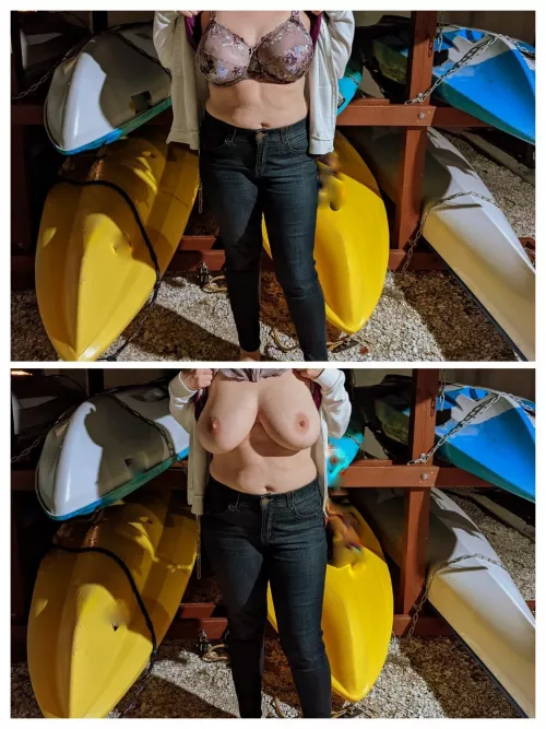 Flashing my tits on a late neighborhood walk [f]