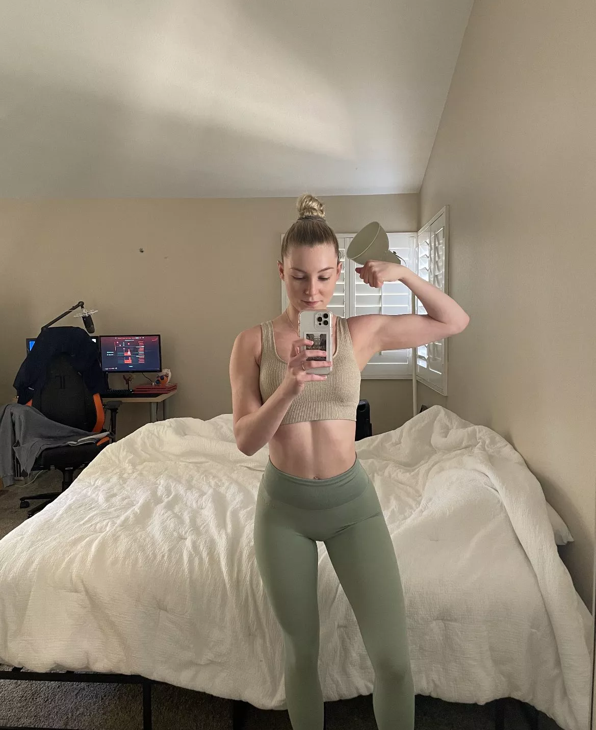 Stpeach Hot