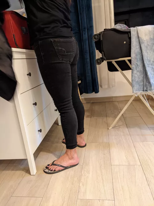 flip flops in Paris
