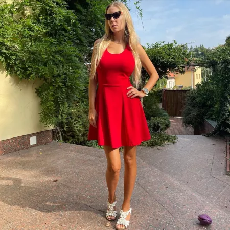 Florane Russell Florane Russell