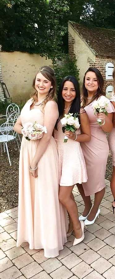 Flower girls Flower girls