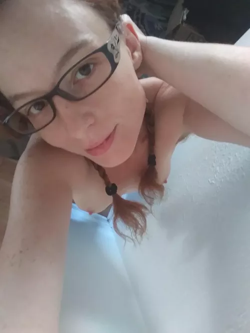 Fluffy pits peekaboo ☺️