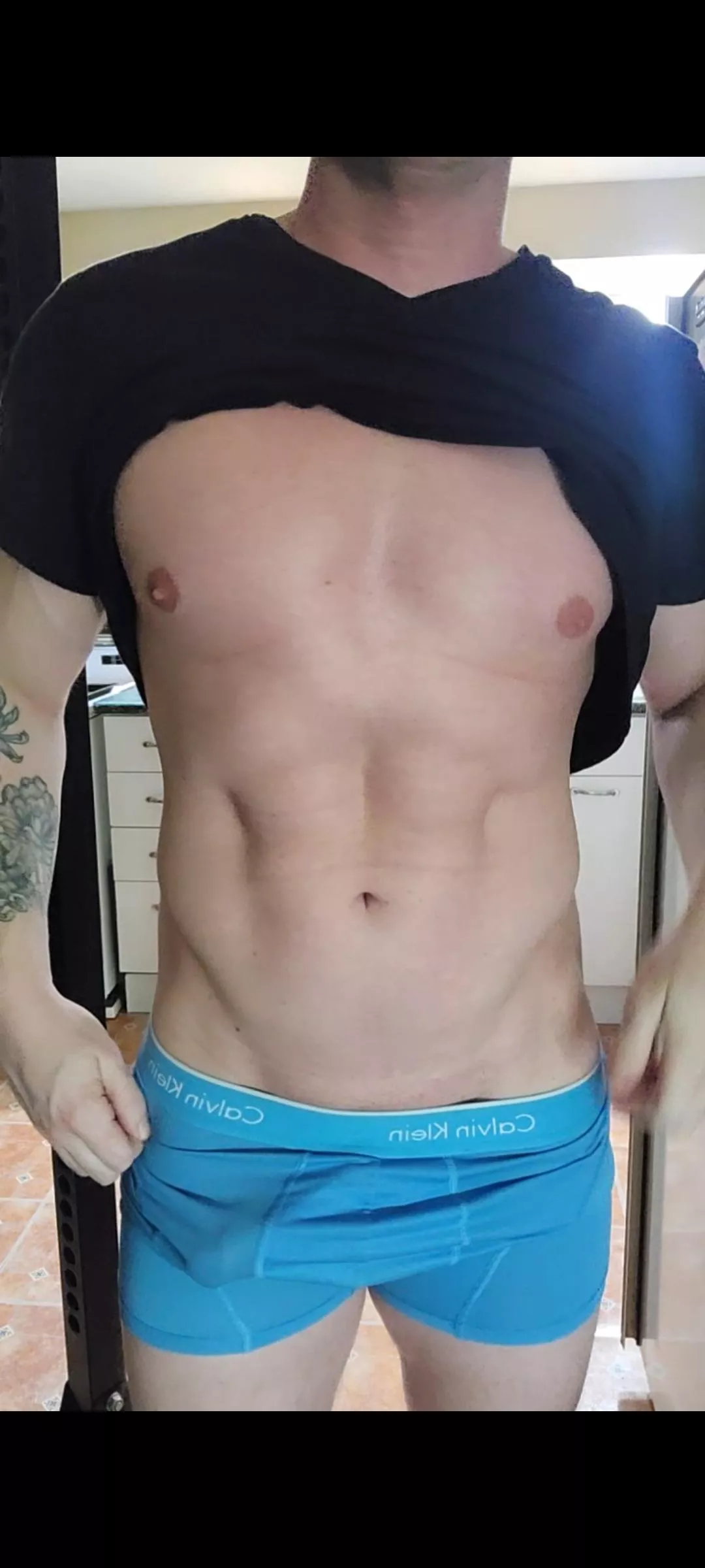 Follow the lines and that path will fill you up 🥒💦