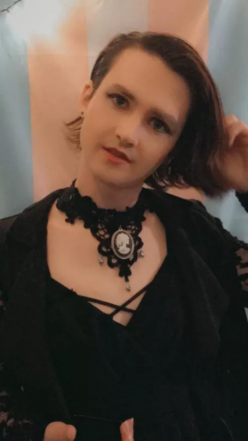 For those sorting by new. Hi! βΊοΈ For those sorting by new. Hi! βΊοΈ