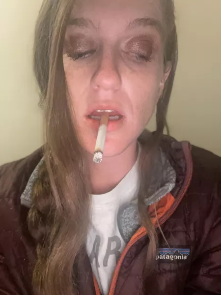 forget all the bullshit from the week and chain smoke with me 🙊💨