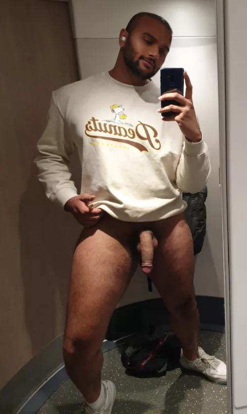 Forgot to lock the train door 😅