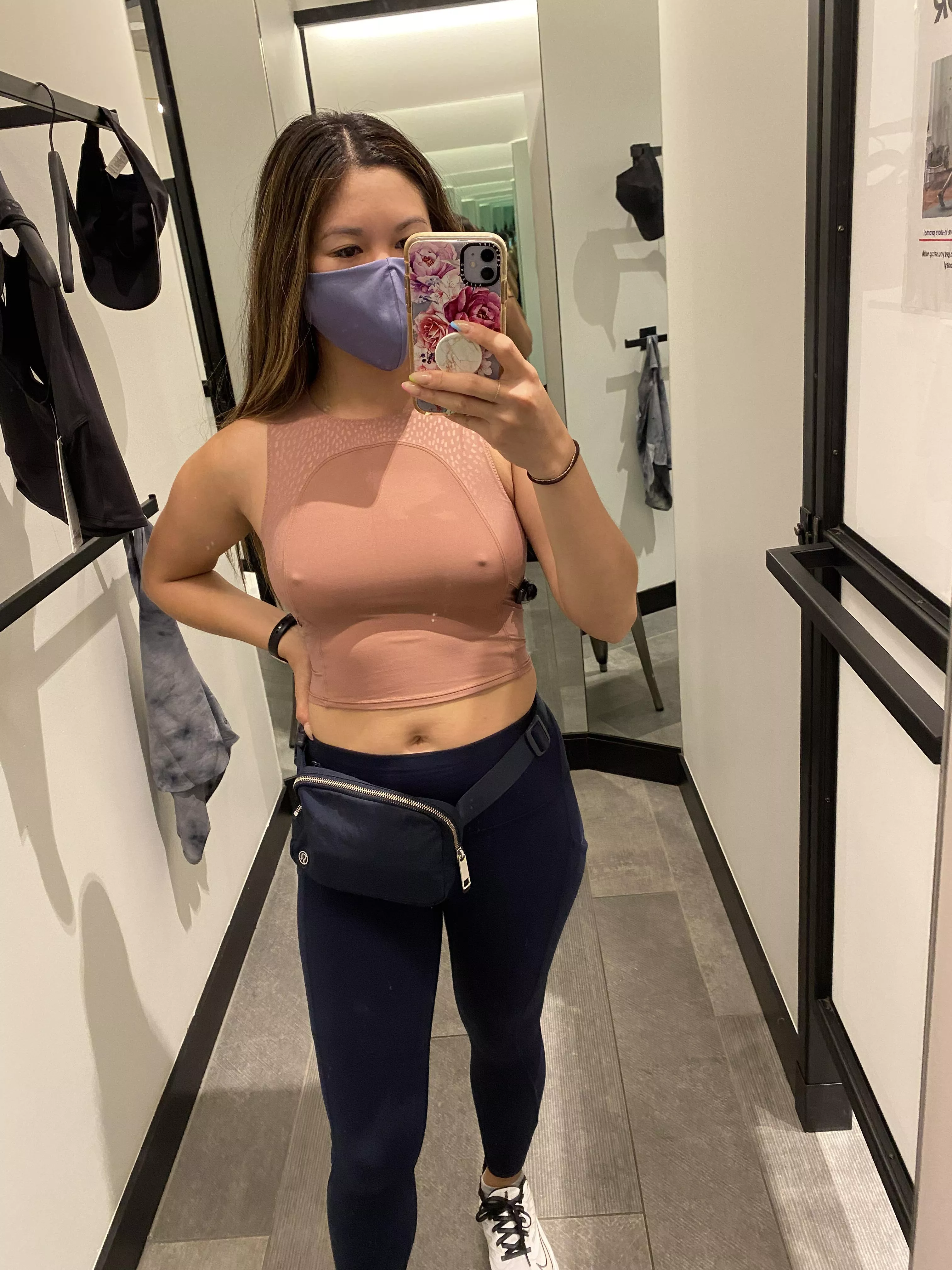 Forgot to wear a bra but love this fanny pack! Forgot to wear a bra but love this fanny pack!