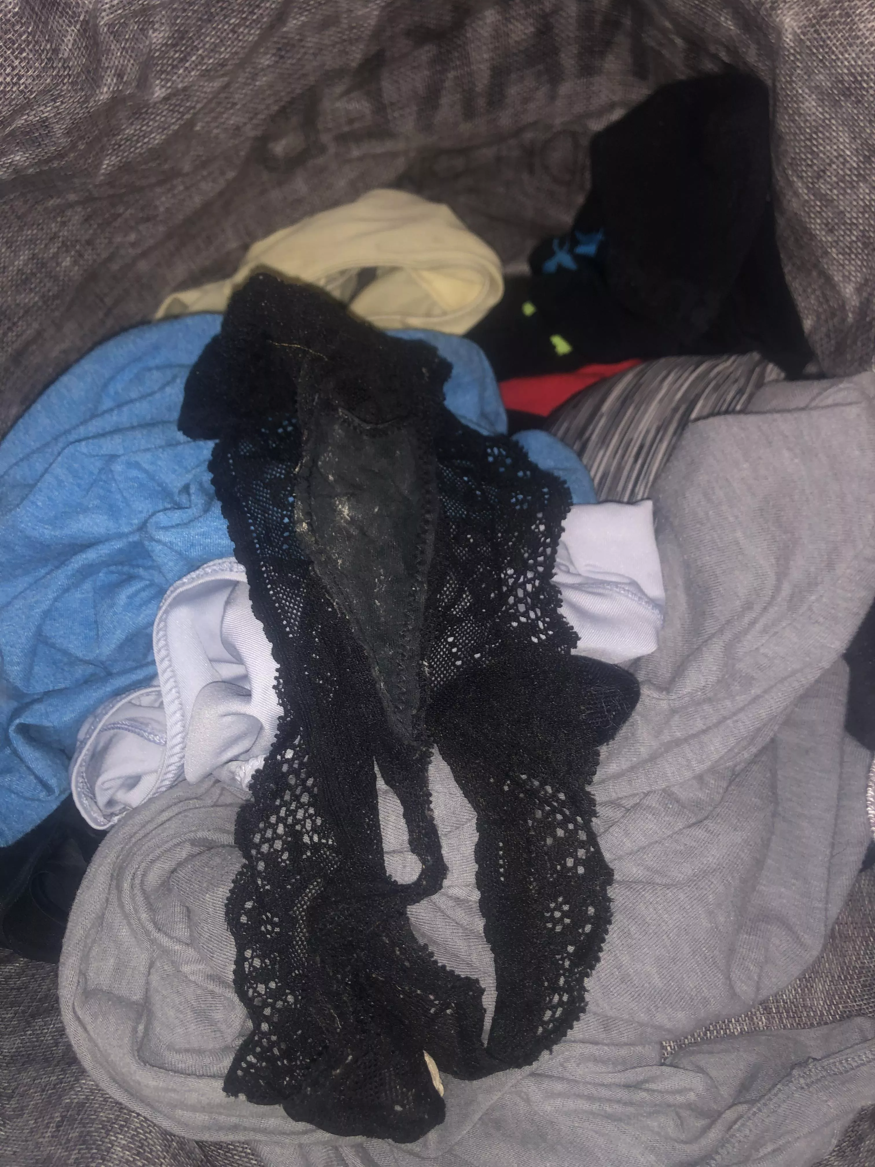 Found in my moms dirty clothes basket 🙈🔥 she was messy 😅 Found in my moms dirty clothes basket 🙈🔥 she was messy 😅