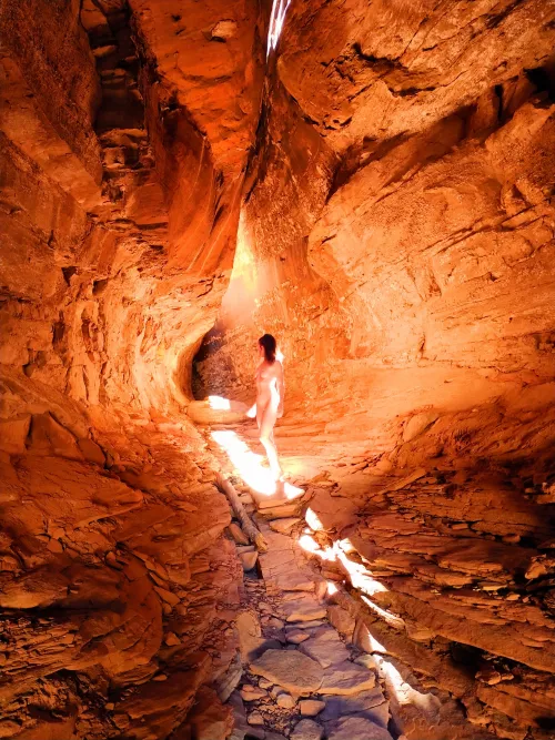 Found this place in Canyonlands. Perfect timing. Had light for 15 minutes. Found this place in Canyonlands. Perfect timing. Had light for 15 minutes.