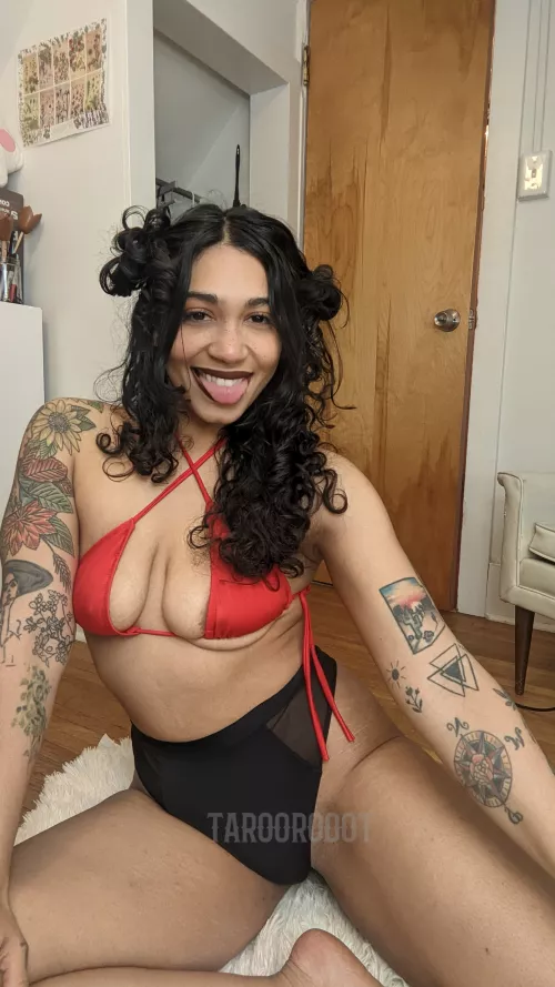 Freckled nosed goth bbs need love too!