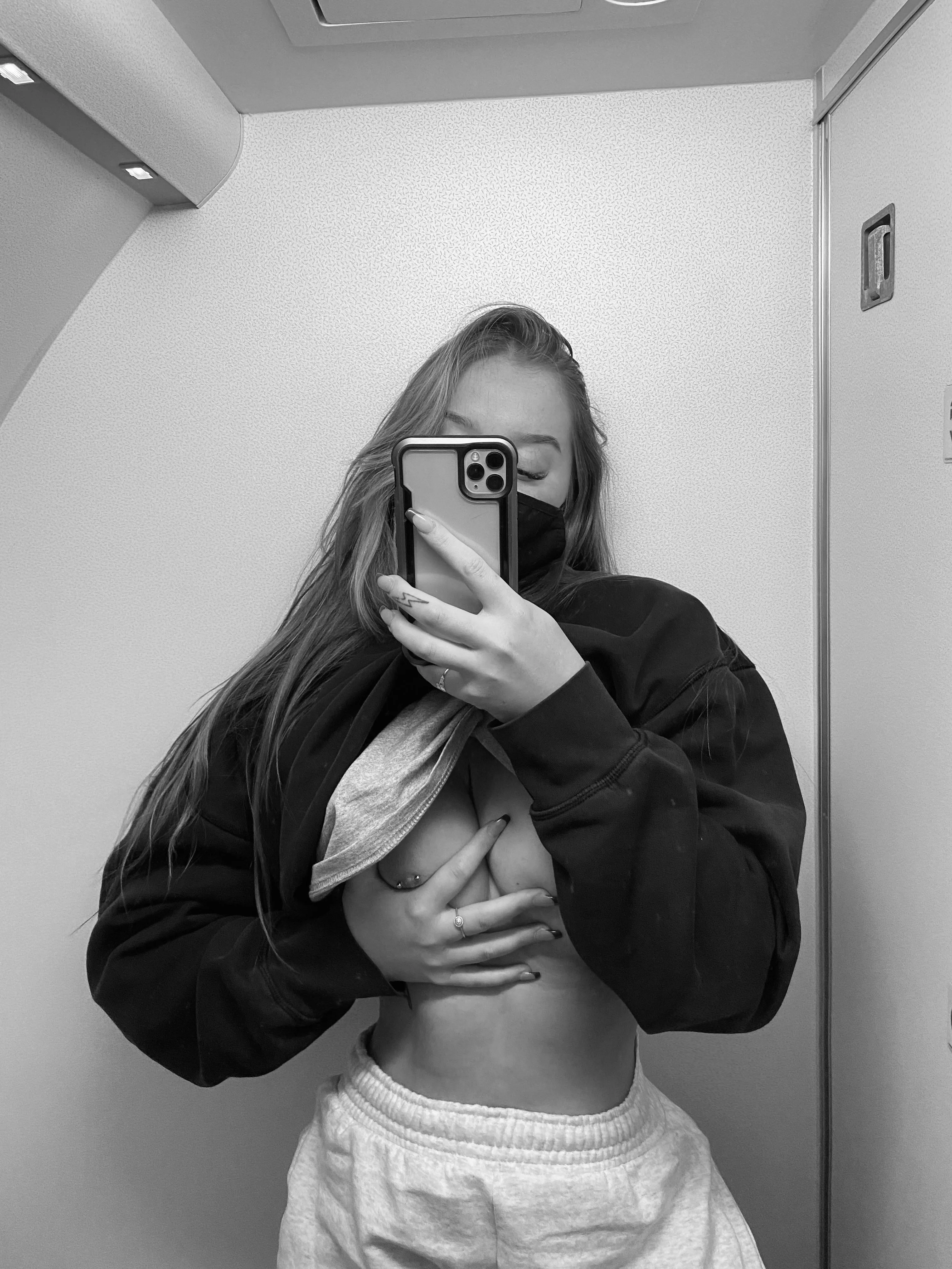 FREE ONLYFANS 💦🤯 cum see what red heads can do 😏