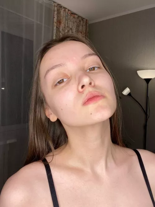 FREE Onlyfans 😋 I'm a very outgoing and fun teenager💕 But sometimes I'm a horny slut😛 Link to Onlyfans in the comments 🌸 There's a lot of cool content 😋