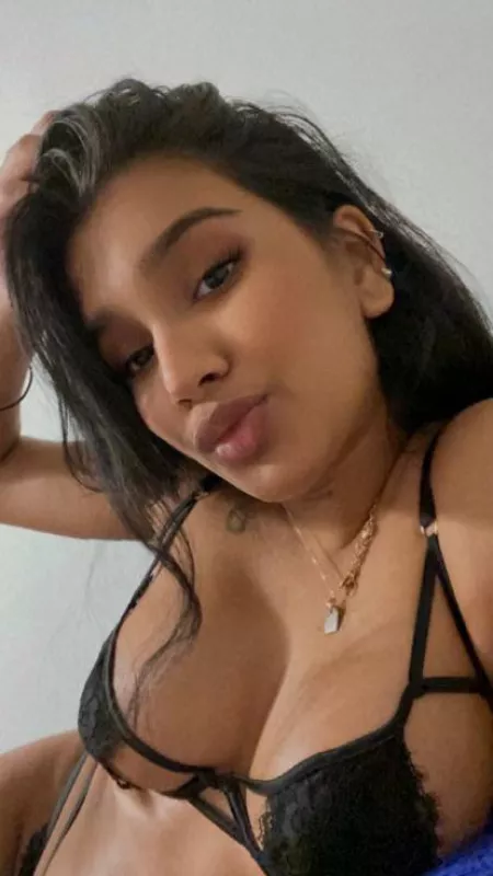 Free to join and see more๐๐น Free to join and see more๐๐น