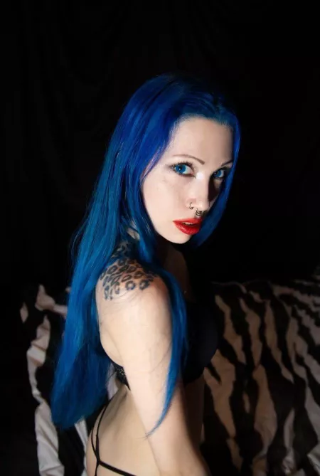 Free Trials below for my XXX Onlyfans & Fansly 💜. Home made porn. Solo, Boy/Girl & Lesbian content. Xomel 💀💙