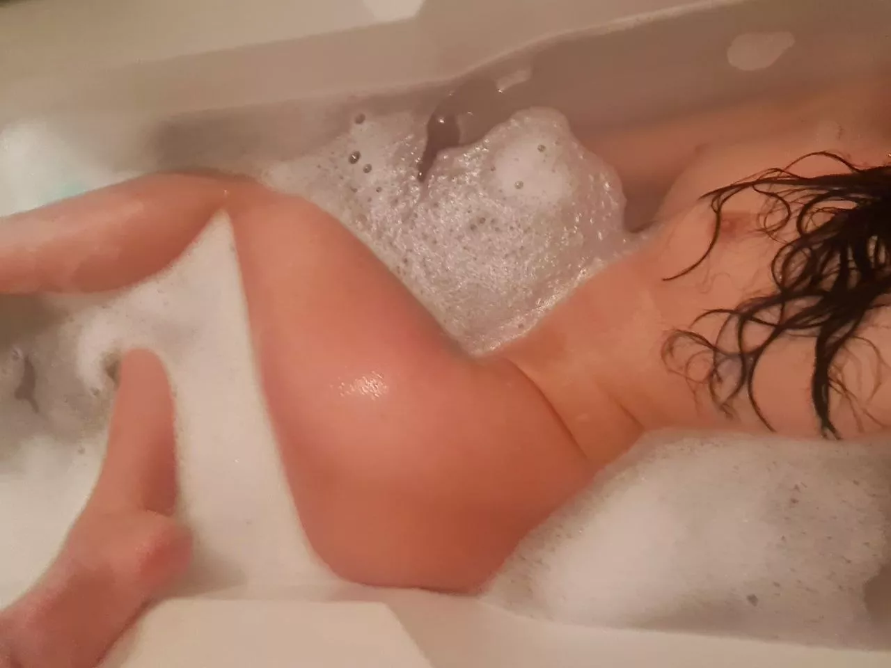 FREE 🔥🔞💋 Your Naughty Angelinna is here. Classy, Sexy, Nightly, Very Friendly, just discover me 🍑 For sure you will love me at First Bite 🔥🔞💋