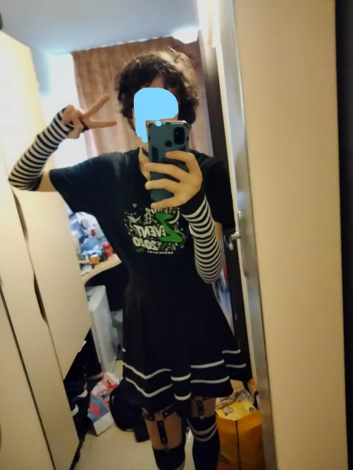 French Tgirl (19) here, and went to school like that (presenting fem) for the first time ! I loved it ! Gender euphoria is so cool UwU French Tgirl (19) here, and went to school like that (presenting fem) for the first time ! I loved it ! Gender euphoria is so cool UwU