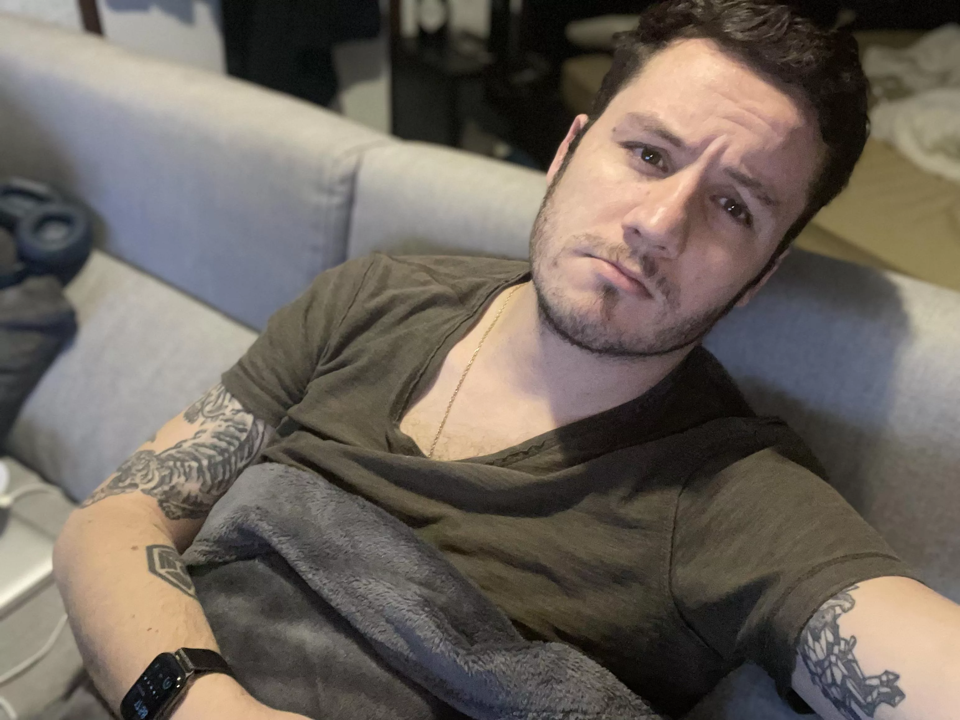 Frenchi feeling sick , need someone to take care of me.