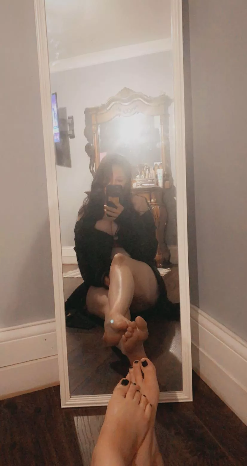 fresh clean legs for you..