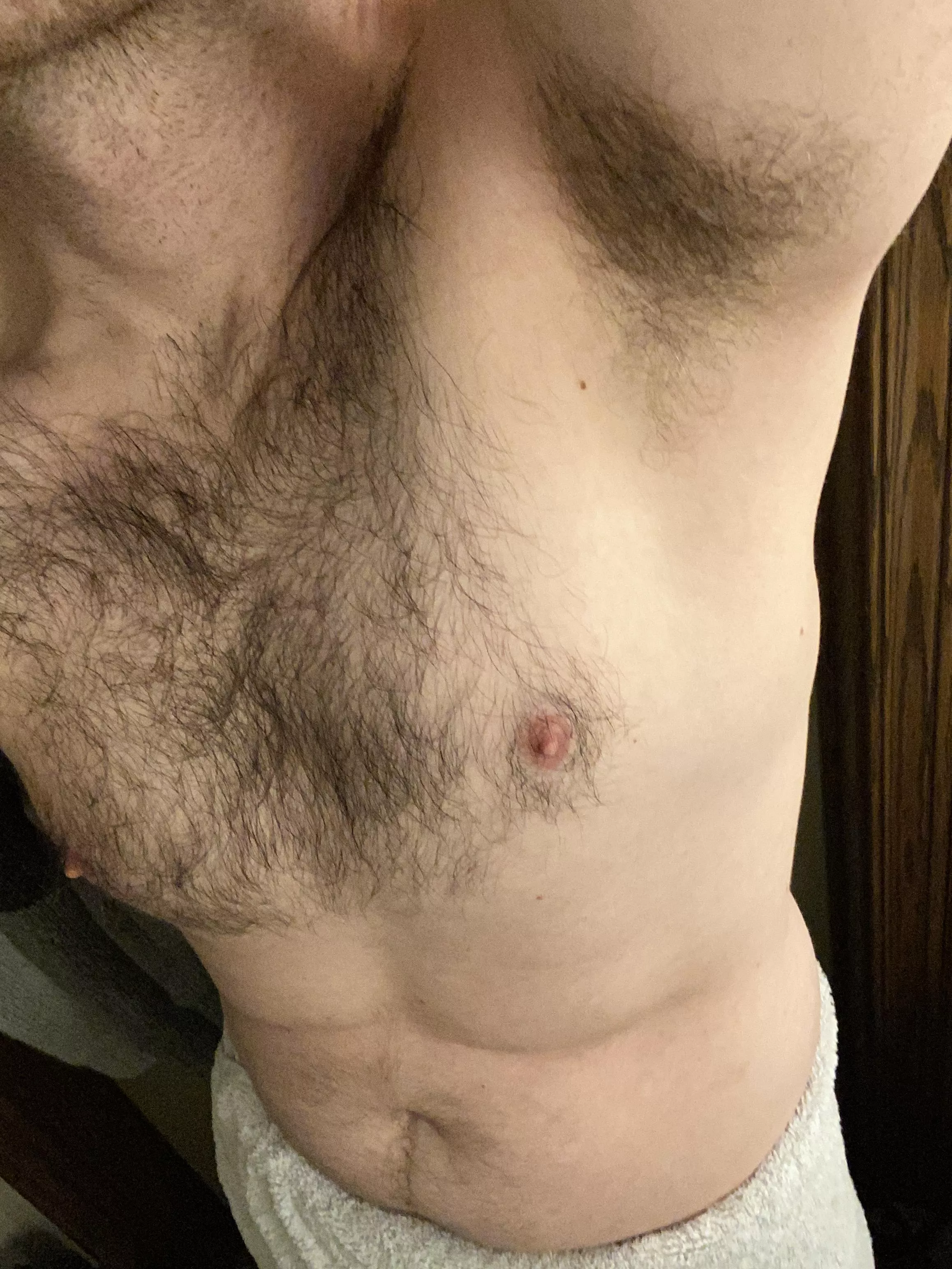 Fresh out of the shower…and they still kinda smell 😂