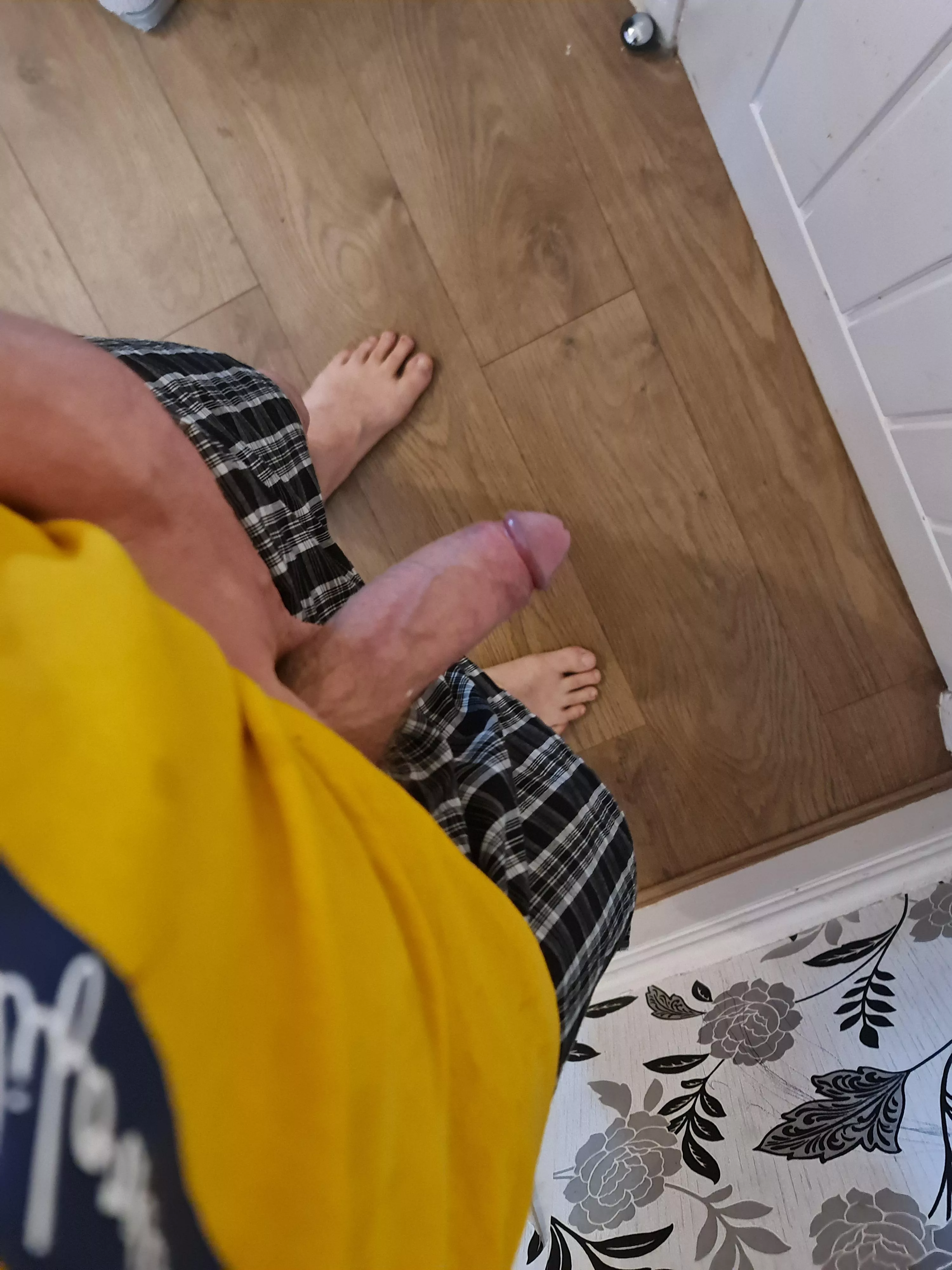 Fresh out the shower and a needed day off. Feeling very naughty today.. Fresh out the shower and a needed day off. Feeling very naughty today..
