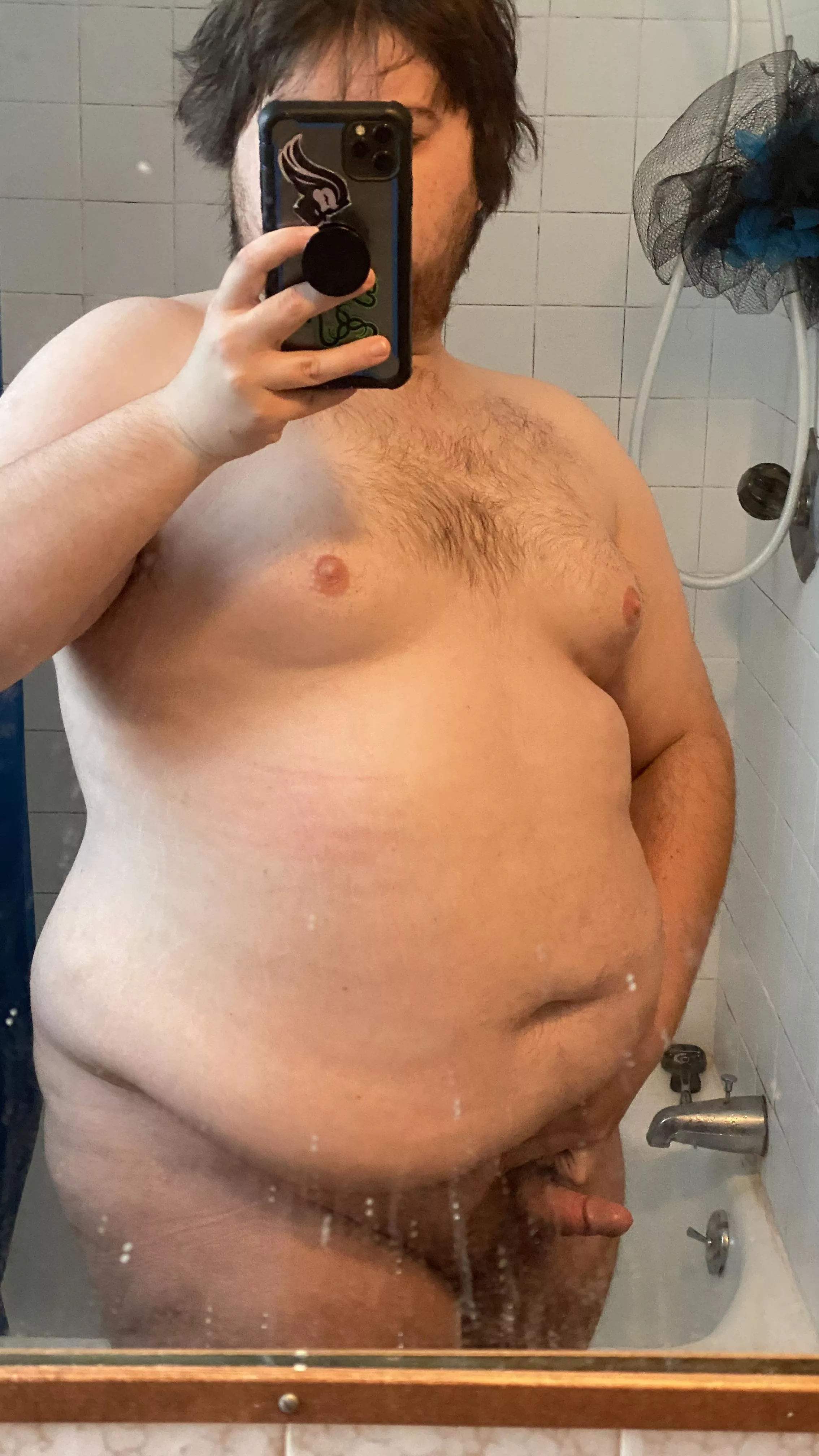 Fresh out the shower, in need of a release 🍆