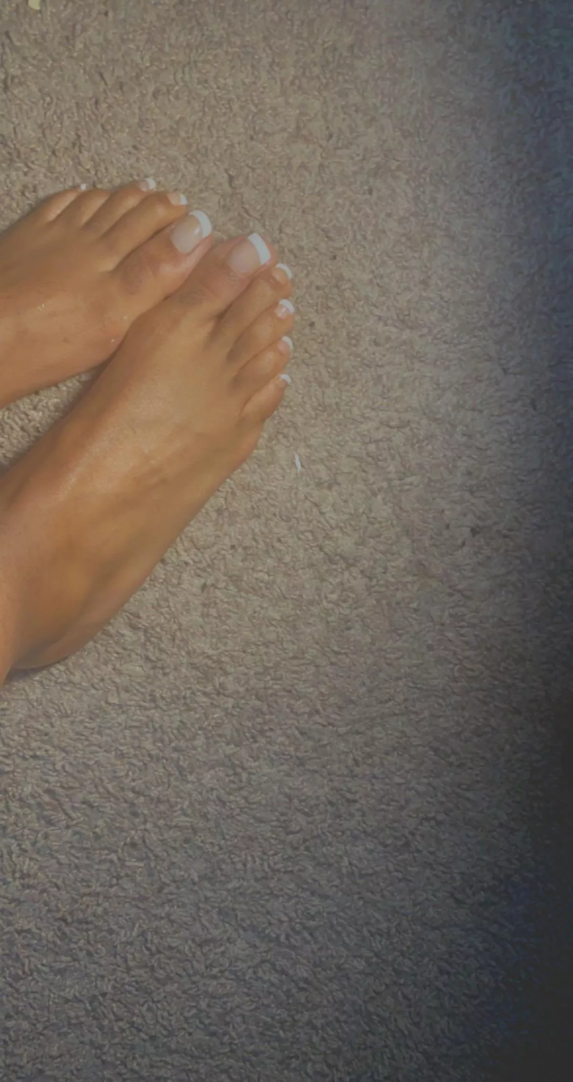 freshly done nails 💅