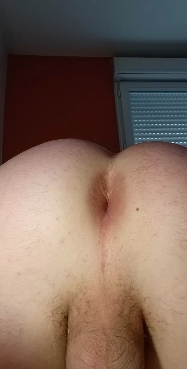 freshly shaved and super tight ♡