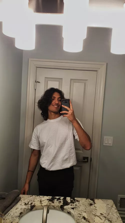 Friday makes me happy Friday makes me happy