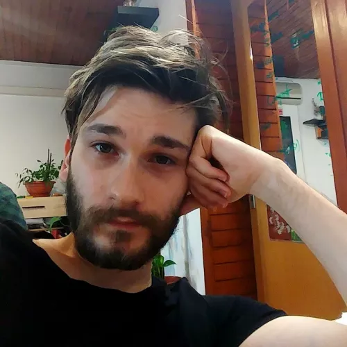 Friday night and no idea how to spend the time 😣 Friday night and no idea how to spend the time 😣