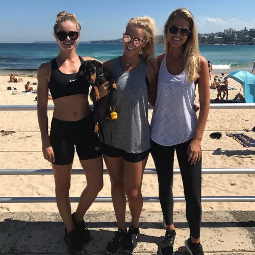 Friends in active wear Friends in active wear