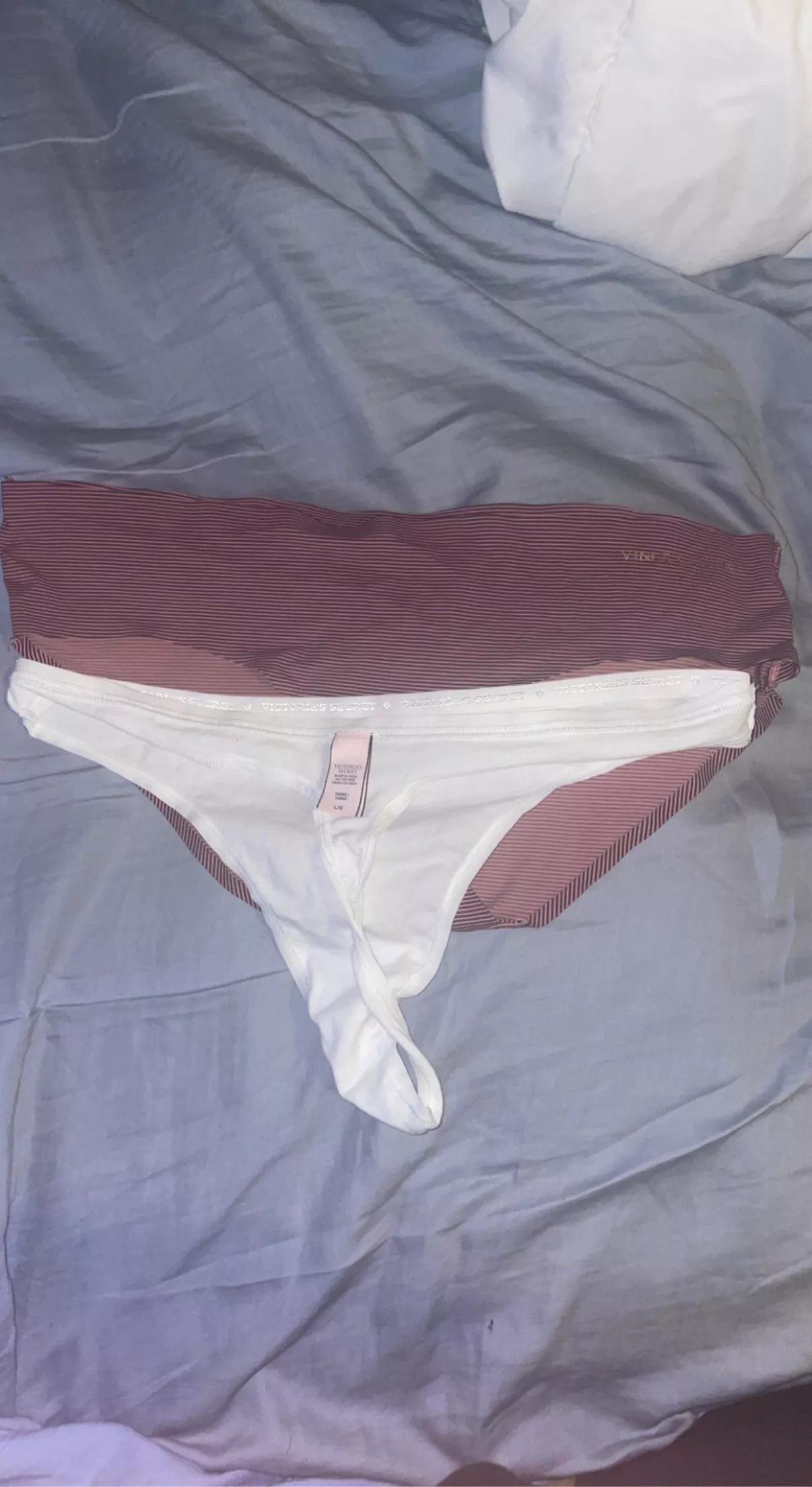 Friends moms panties found a cheeky pair and a white thong wish the thong was dirty so I could suck on the string😋🤤