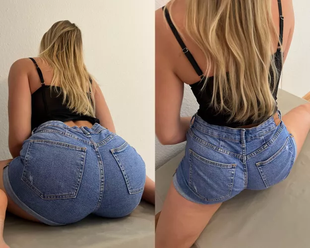 Frog Butt Position or Split πππ Frog Butt Position or Split πππ